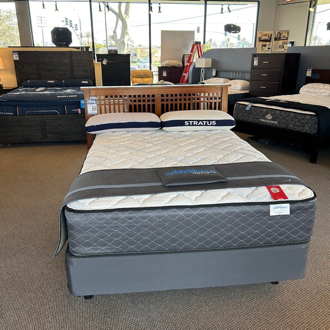 Mancini's Sleepworld Saratoga 1