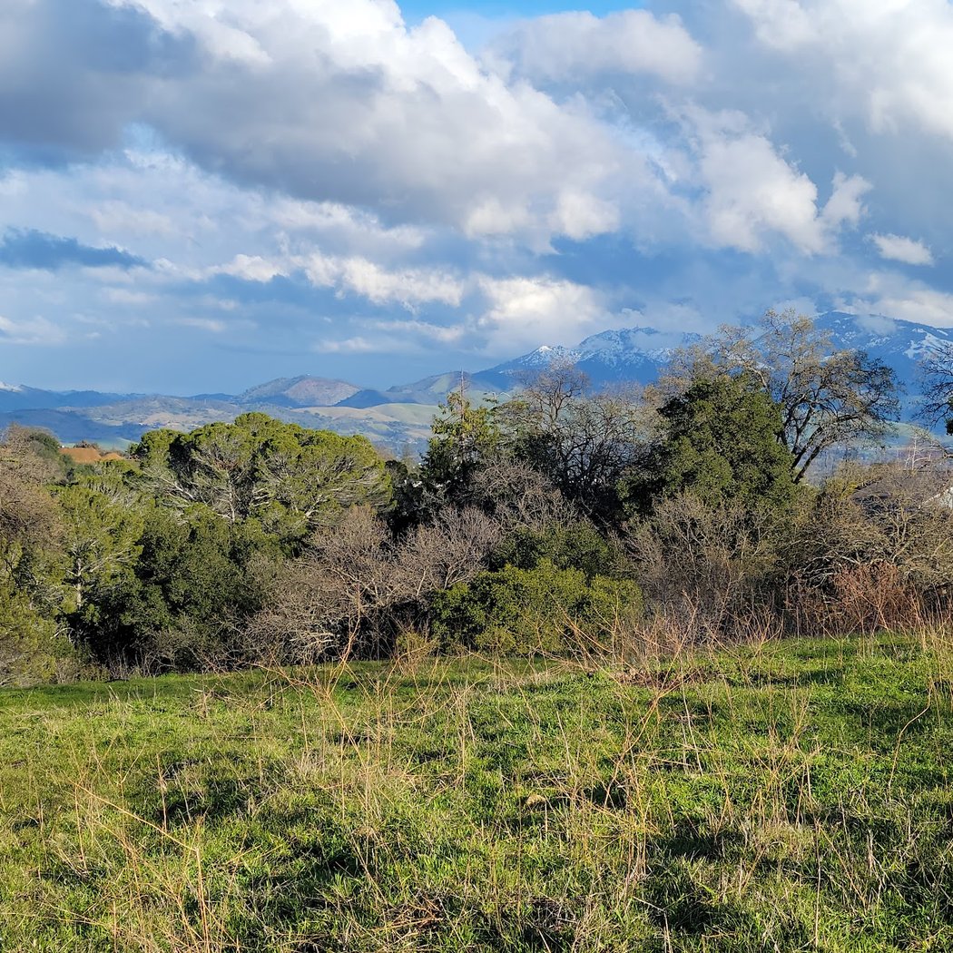 Reliez Valley Trailhead 2