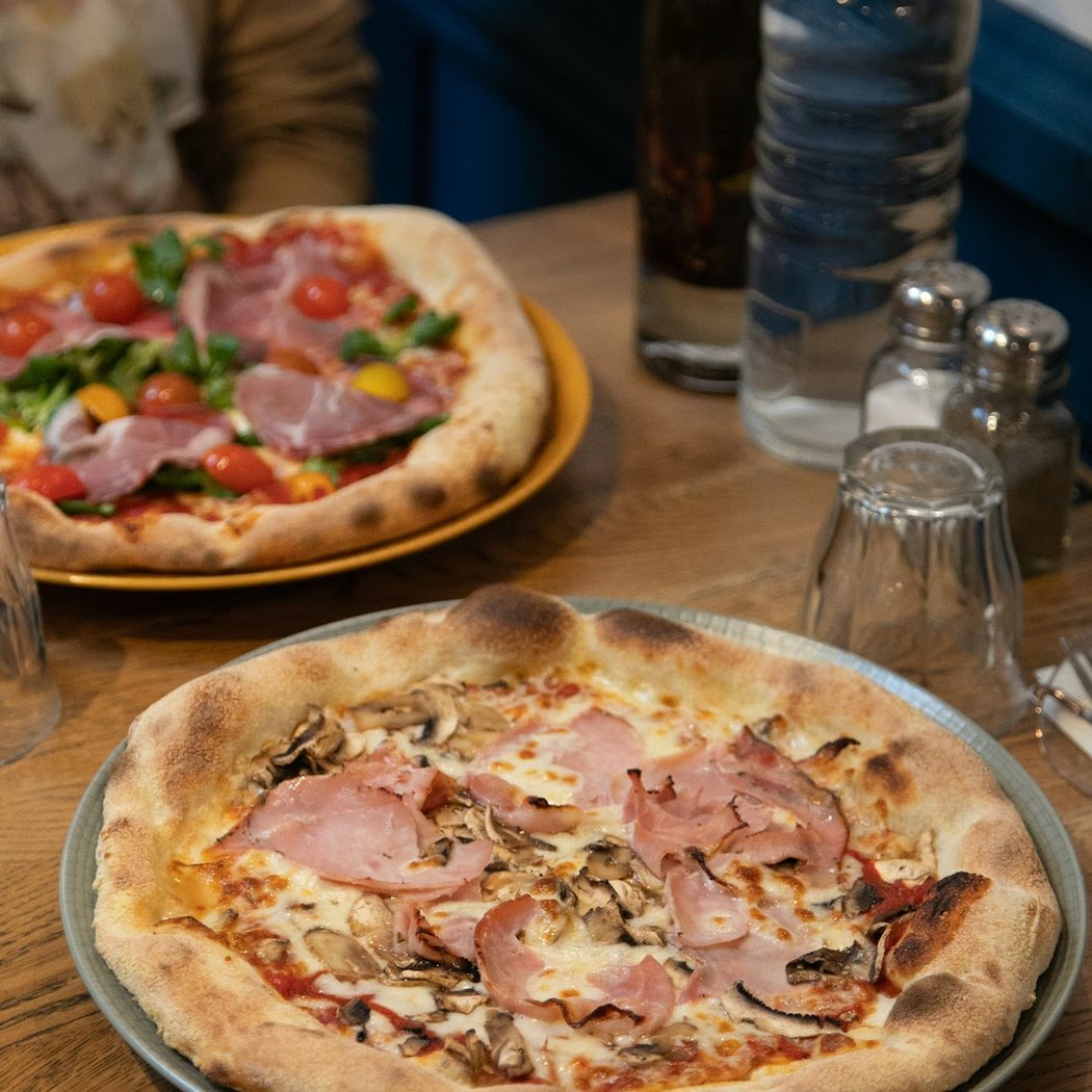 La banque Pizzeria Brasserie 3