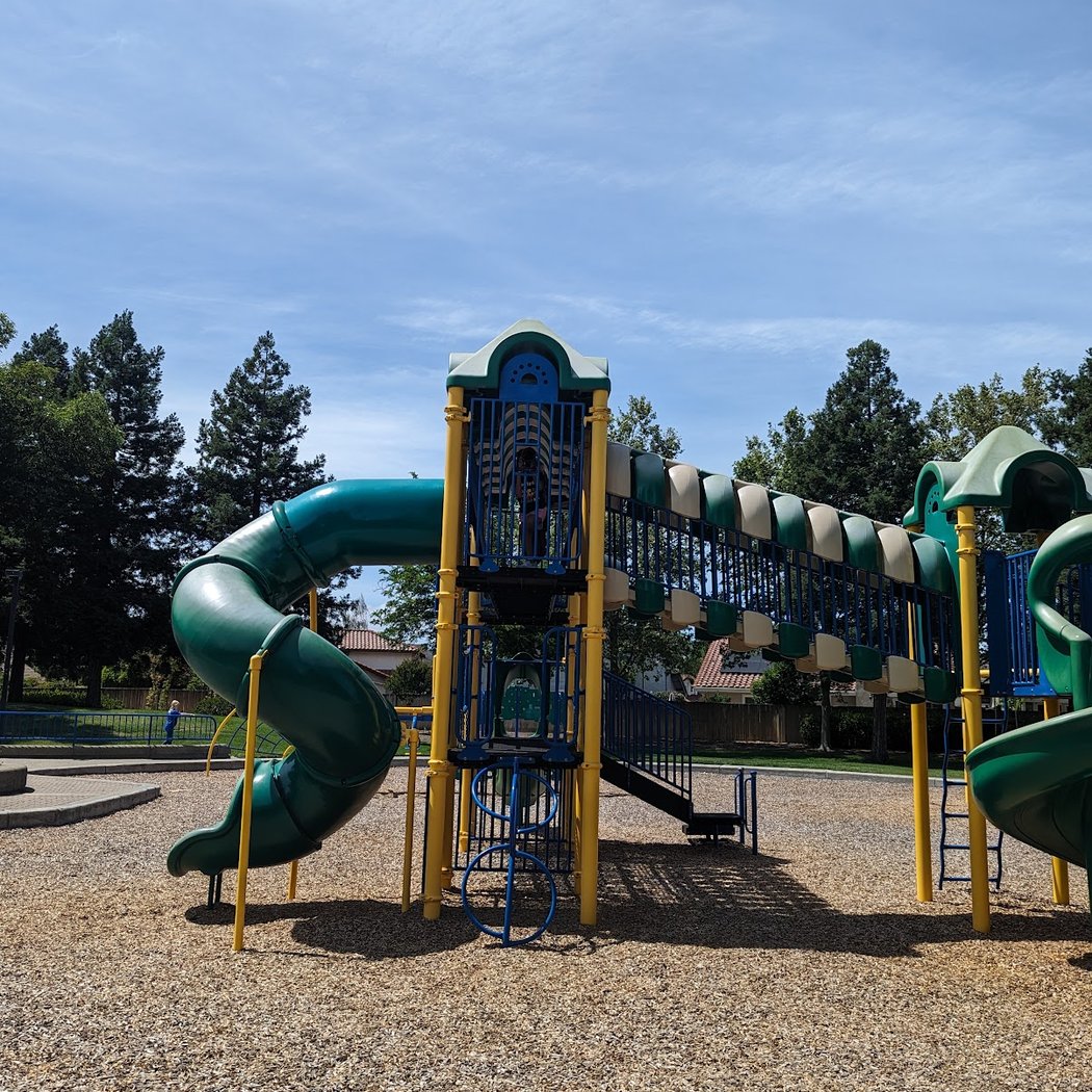Del Prado Park 2