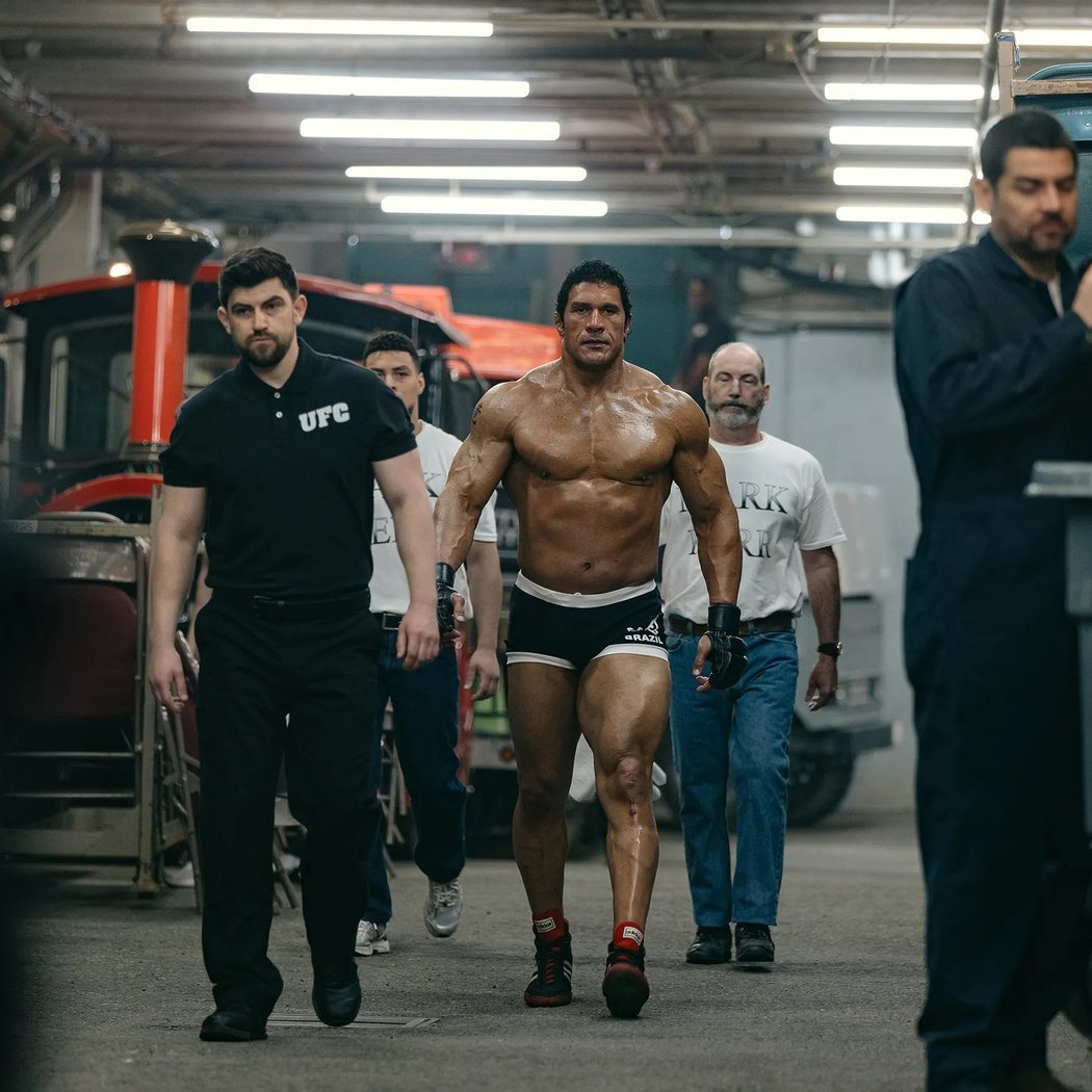 The Smashing Machine (2025) 3