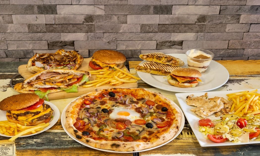 Gourmet 140 - fast food - burger - ouvert la nuit - 92 - sandiwch - pizza 1