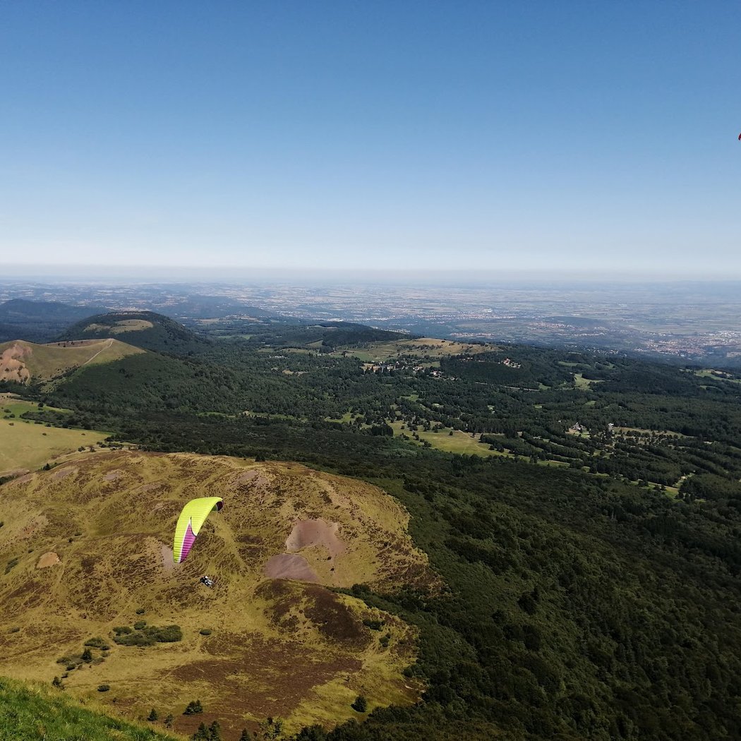 Puy de dome paragliding 3