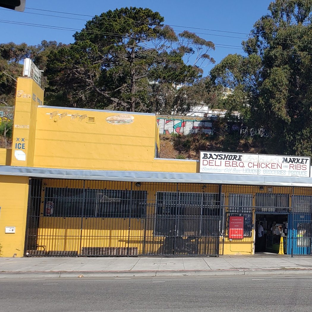 Bayshore Market Deli and Liquors 2