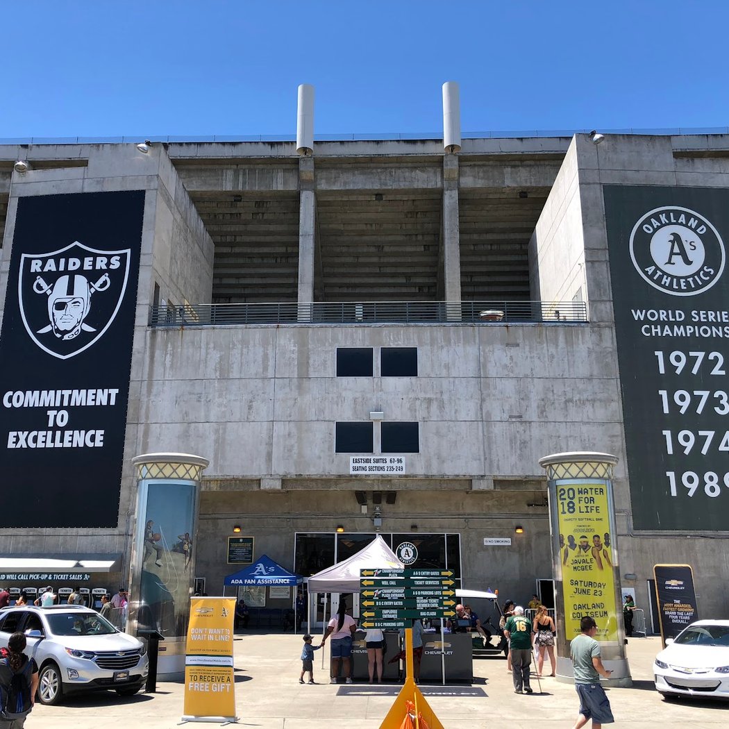 Oakland Arena - Oakland - Alameda County Coliseum 3