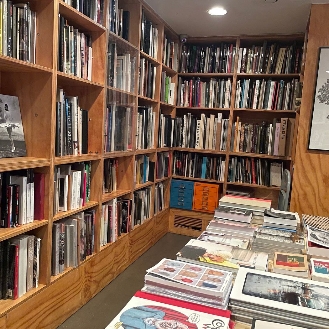 Mark Borthwick book signing for ‘Out of Date’: Pola Pan 1984–1996 4
