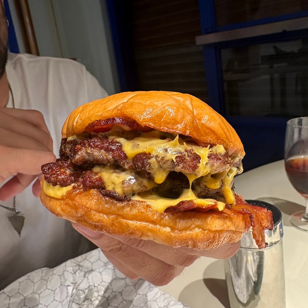 Big Head Burgers