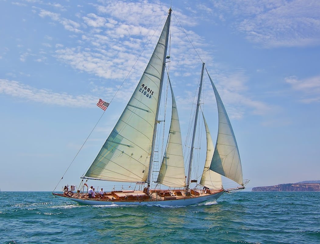 Sunset Champagne Sail 2