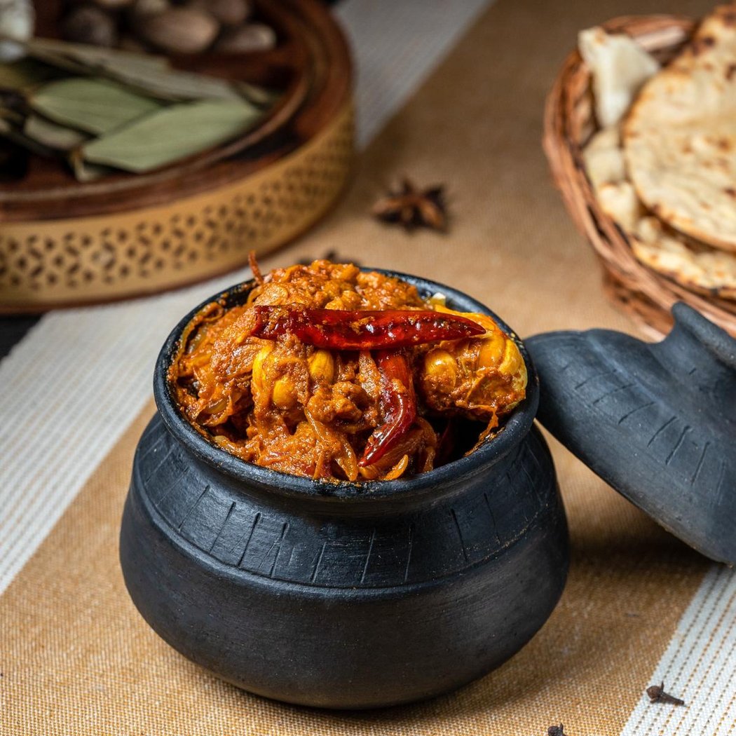 Jugni Kitchen & Bar 3