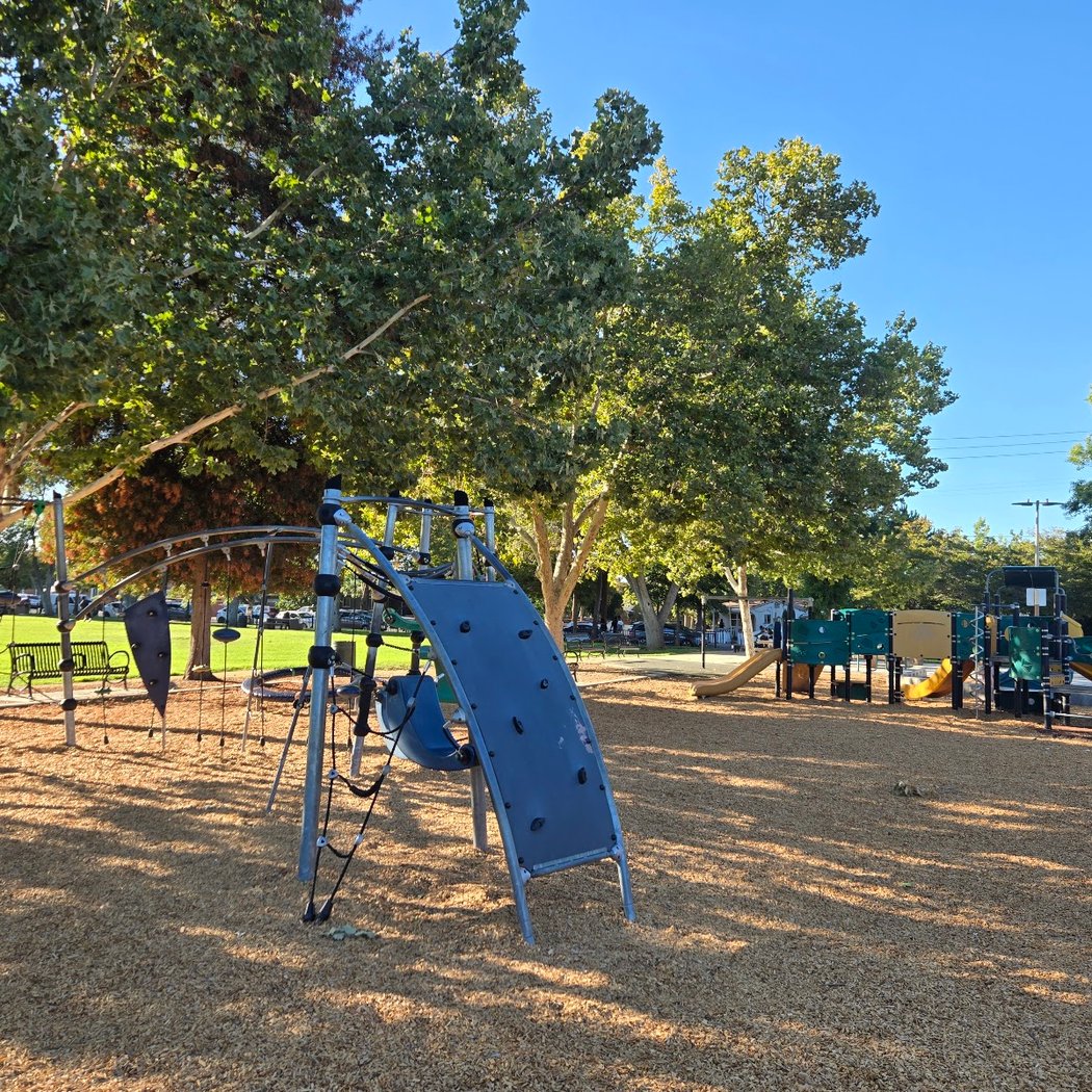 Biebrach Park 1
