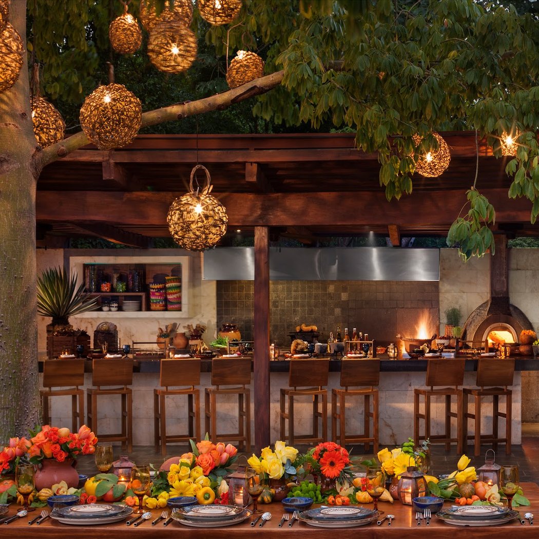 Farm-to-Table Dining Experience 1