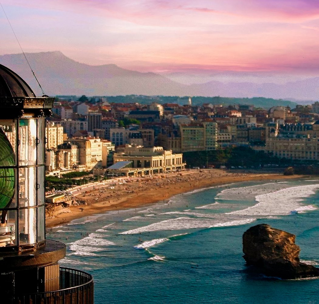 Exposition en plein air : Evolution de Biarritz de 1952 – 2024 3