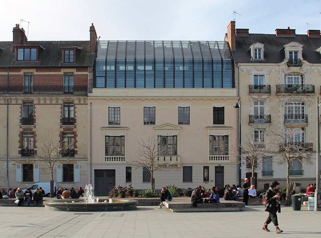 Place Hoche 1