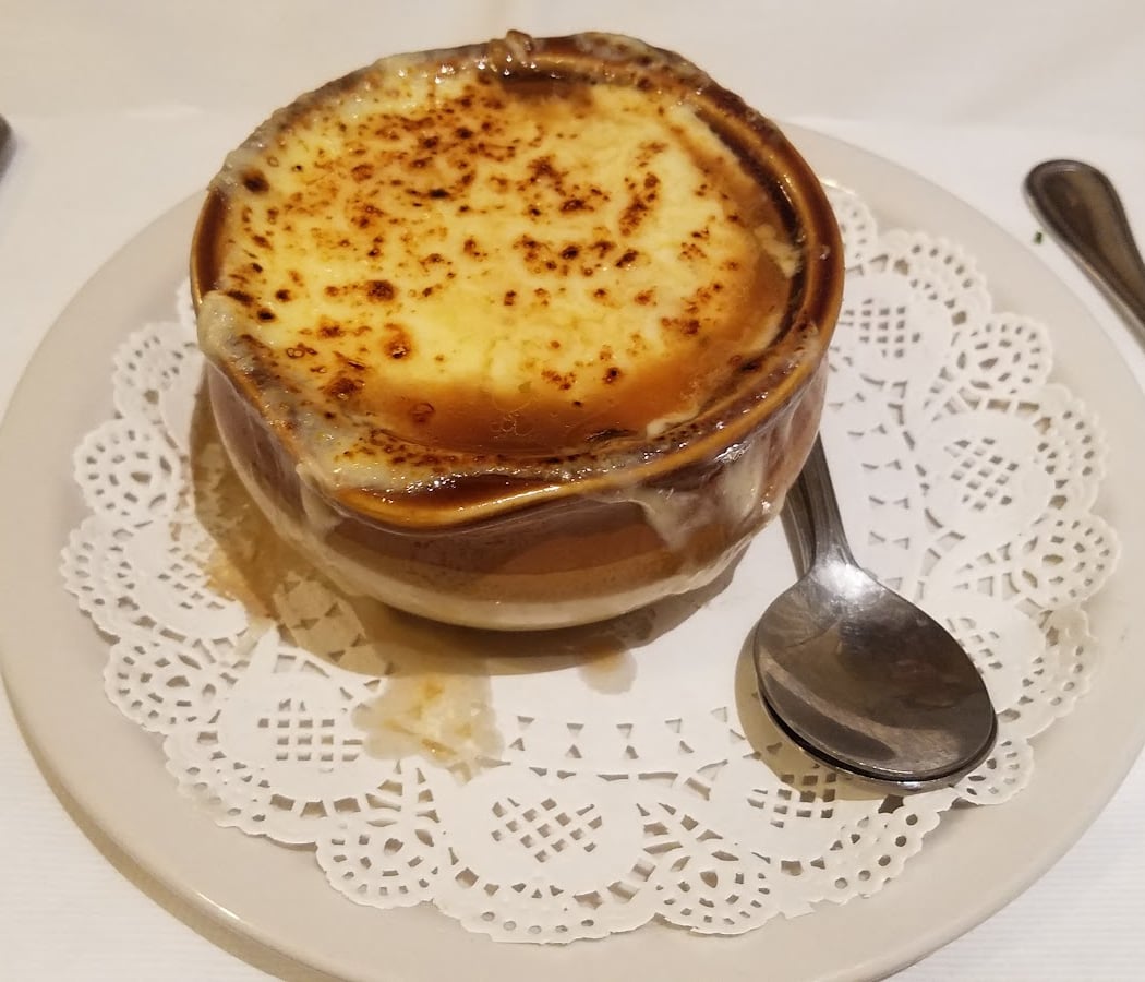 Le Petit Bistro 1