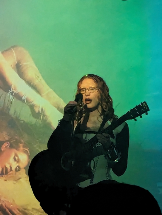 Eartheater + Rebeka Warrior