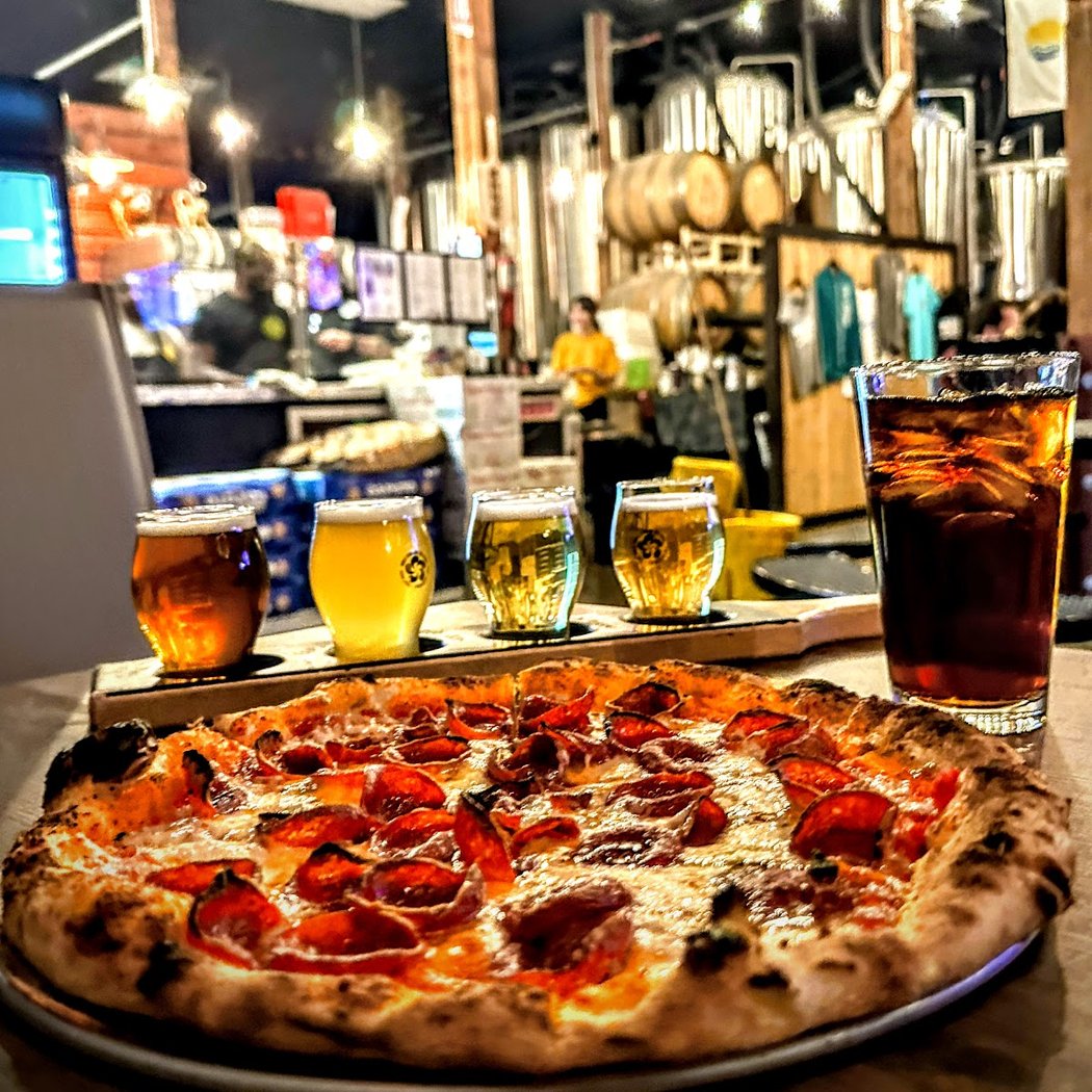 Gulf Stream Brewery & Pizzeria 1