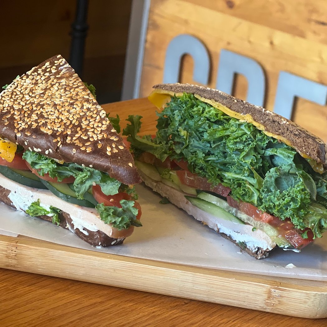 Green Juice Cafe. 1