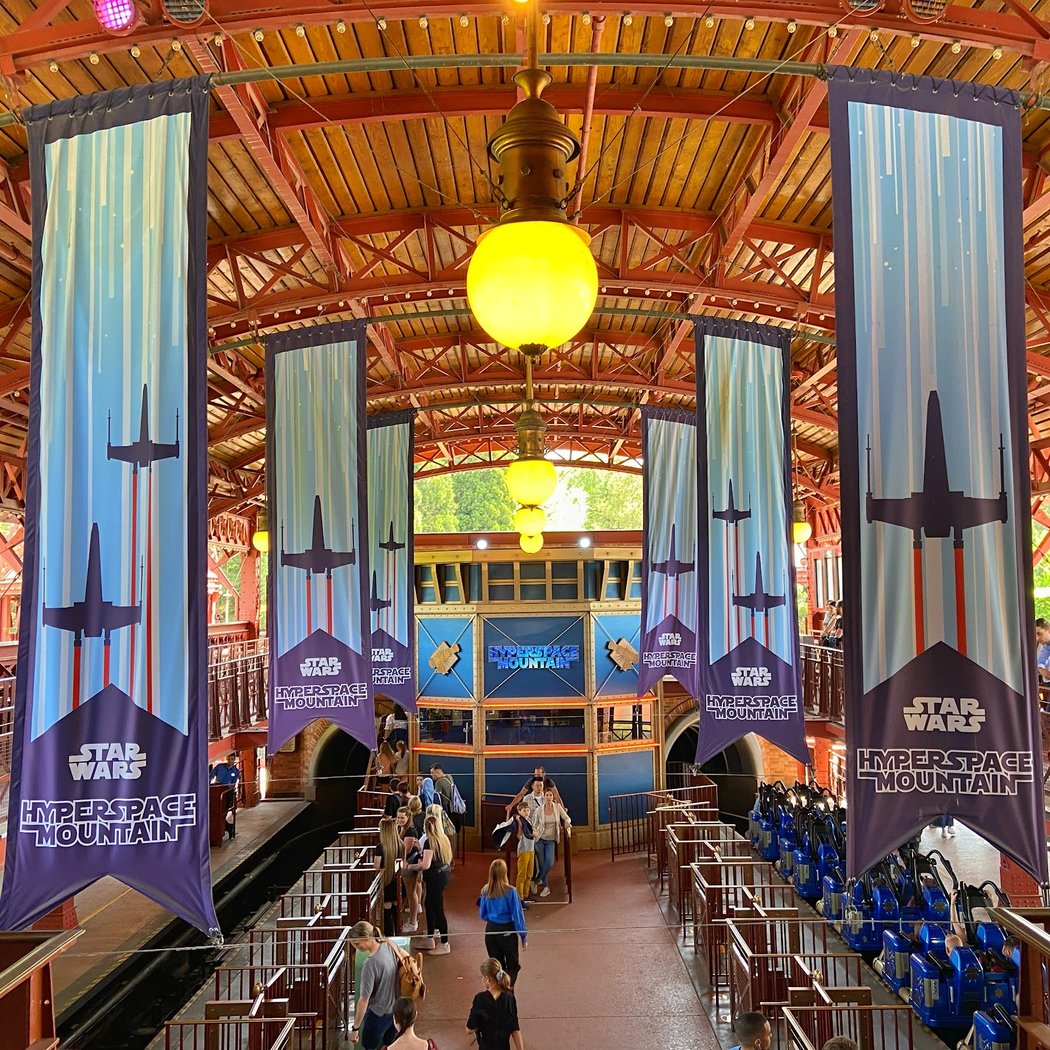 Star Wars Hyperspace Mountain 3