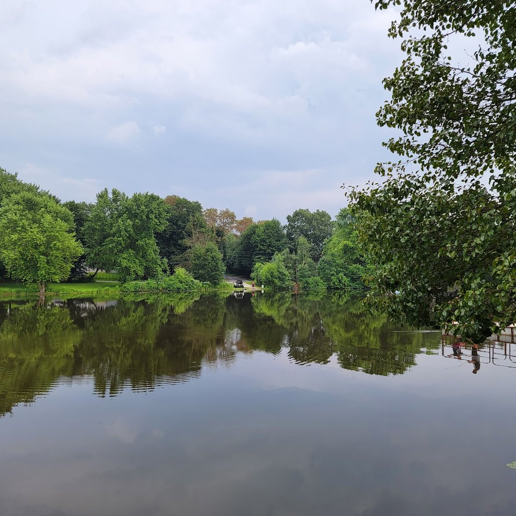 Emmadine Pond Boat Launch 1