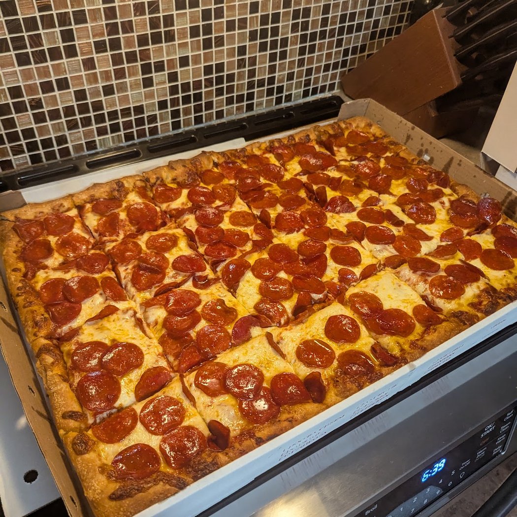 Good Guys Pizza 3