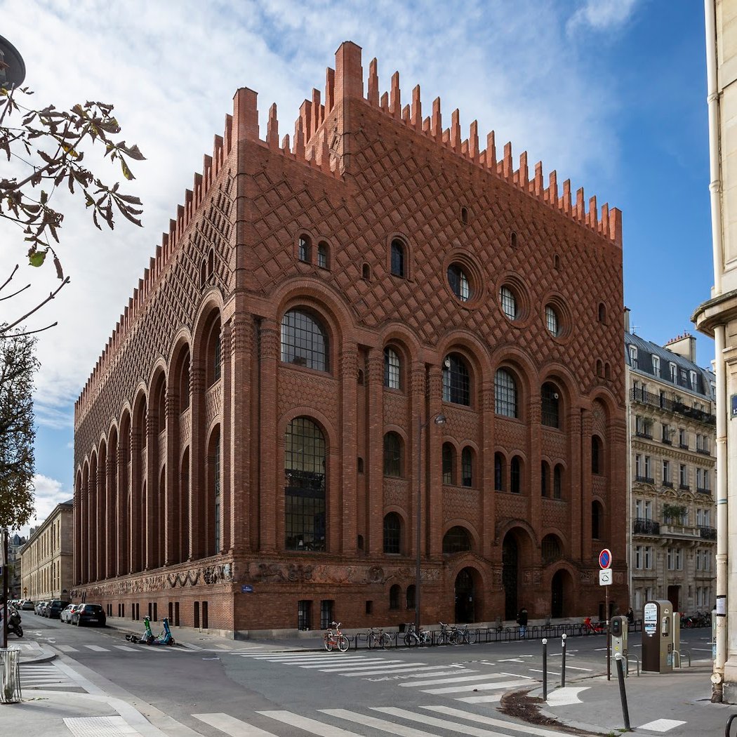 Institute of Art and Archeology 1