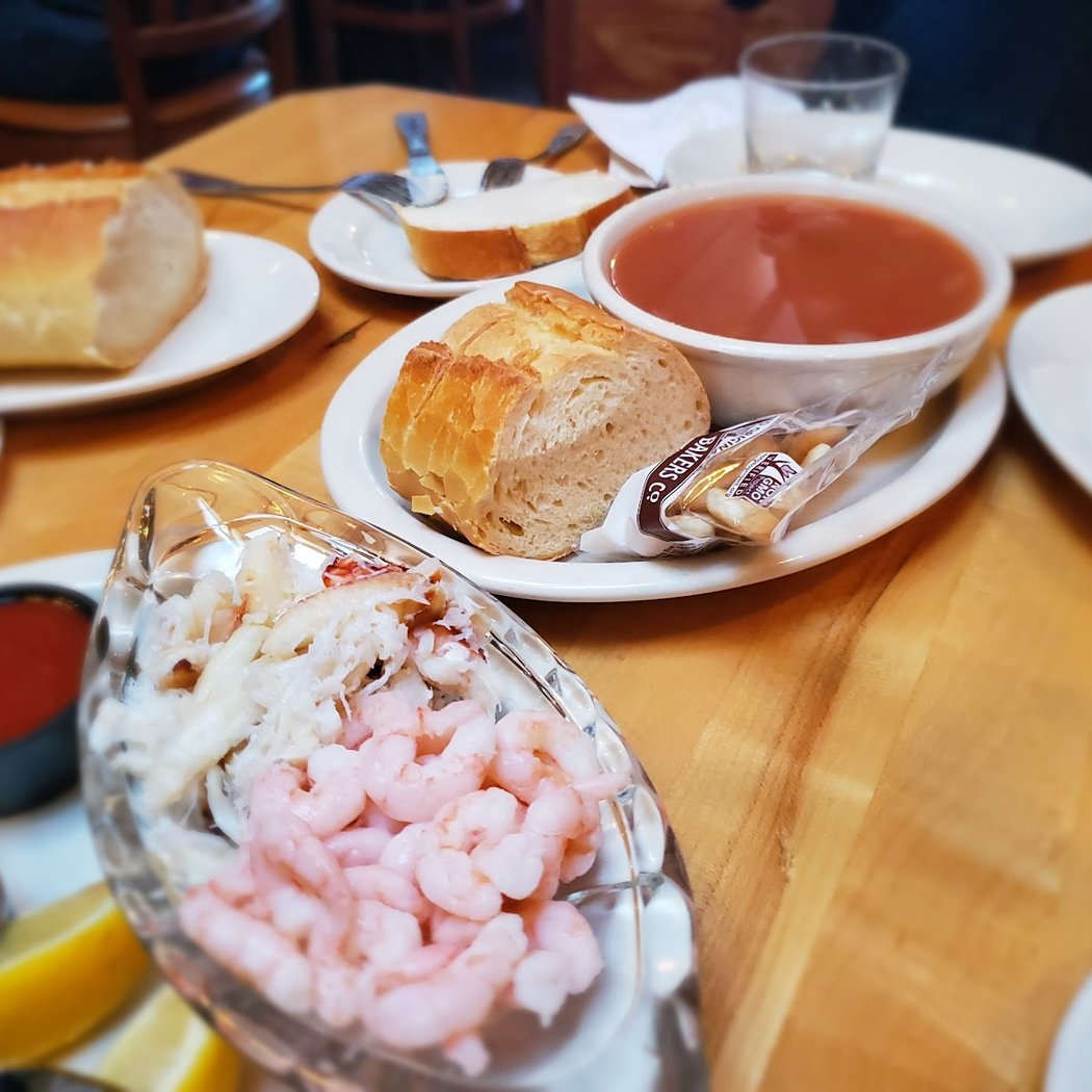 Ketch Harbor Grill 4