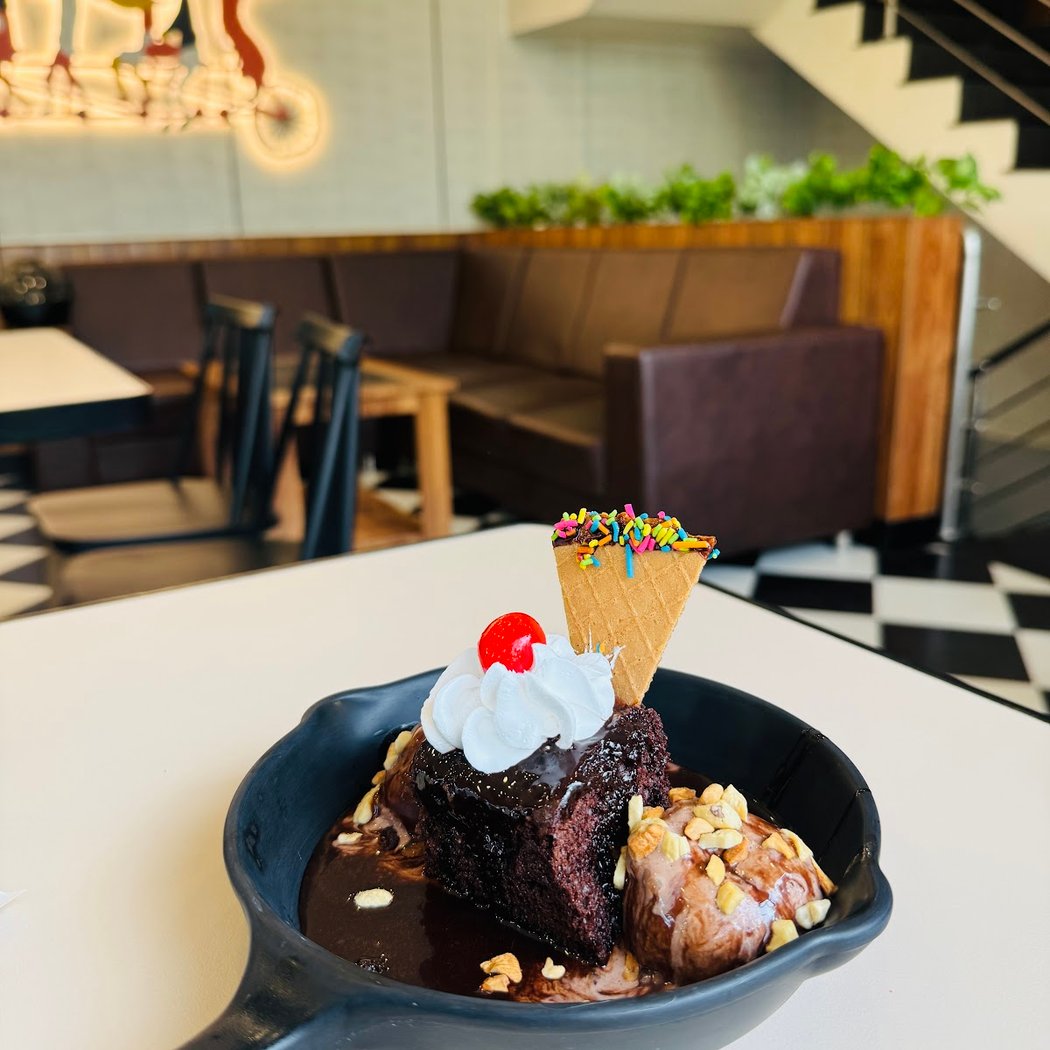 Polar Bear Ice Cream Sundaes - Basaveshwar Nagar 1