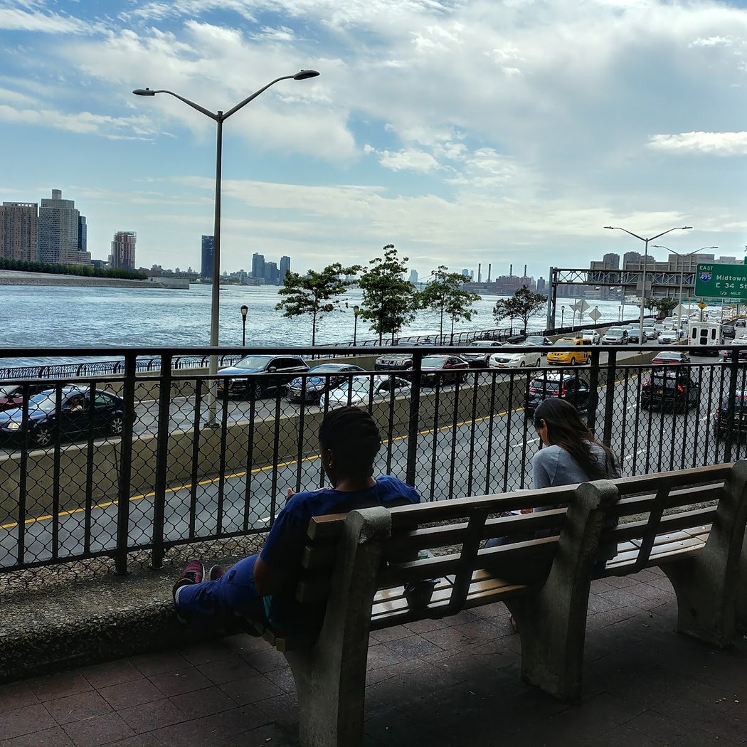 Sutton Place Park South 5