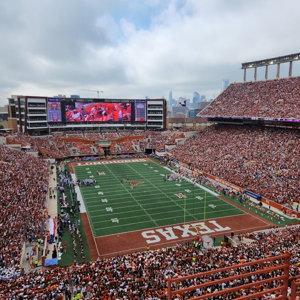 Texas Longhorns vs. Florida Gators 1