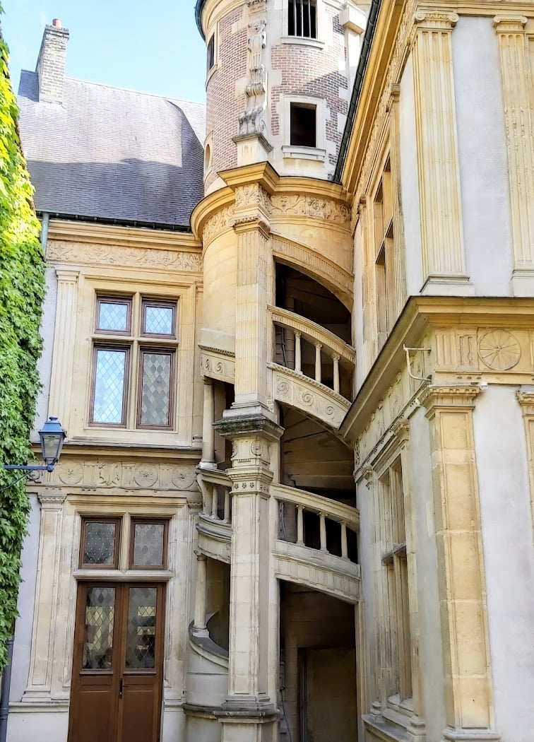 Hôtel de la Salle 1