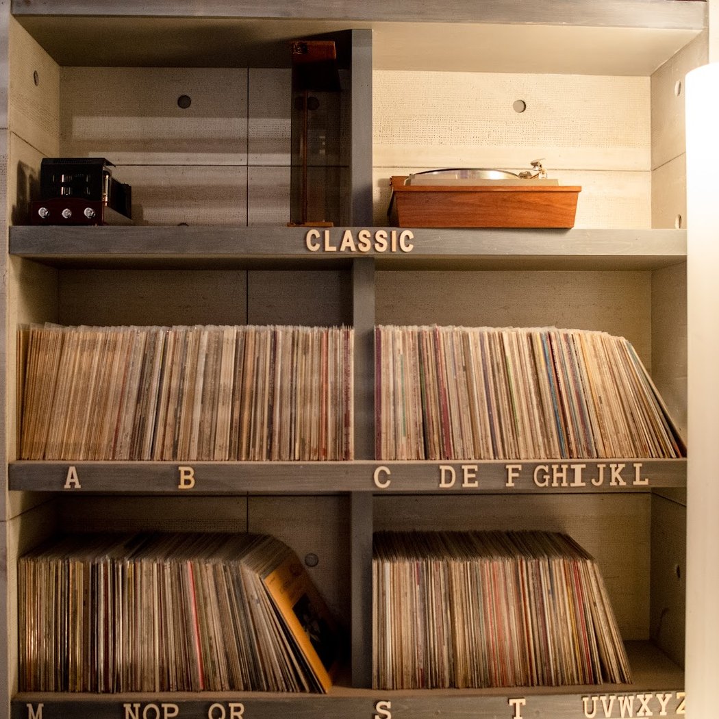 54 Vintage Vinyl 1
