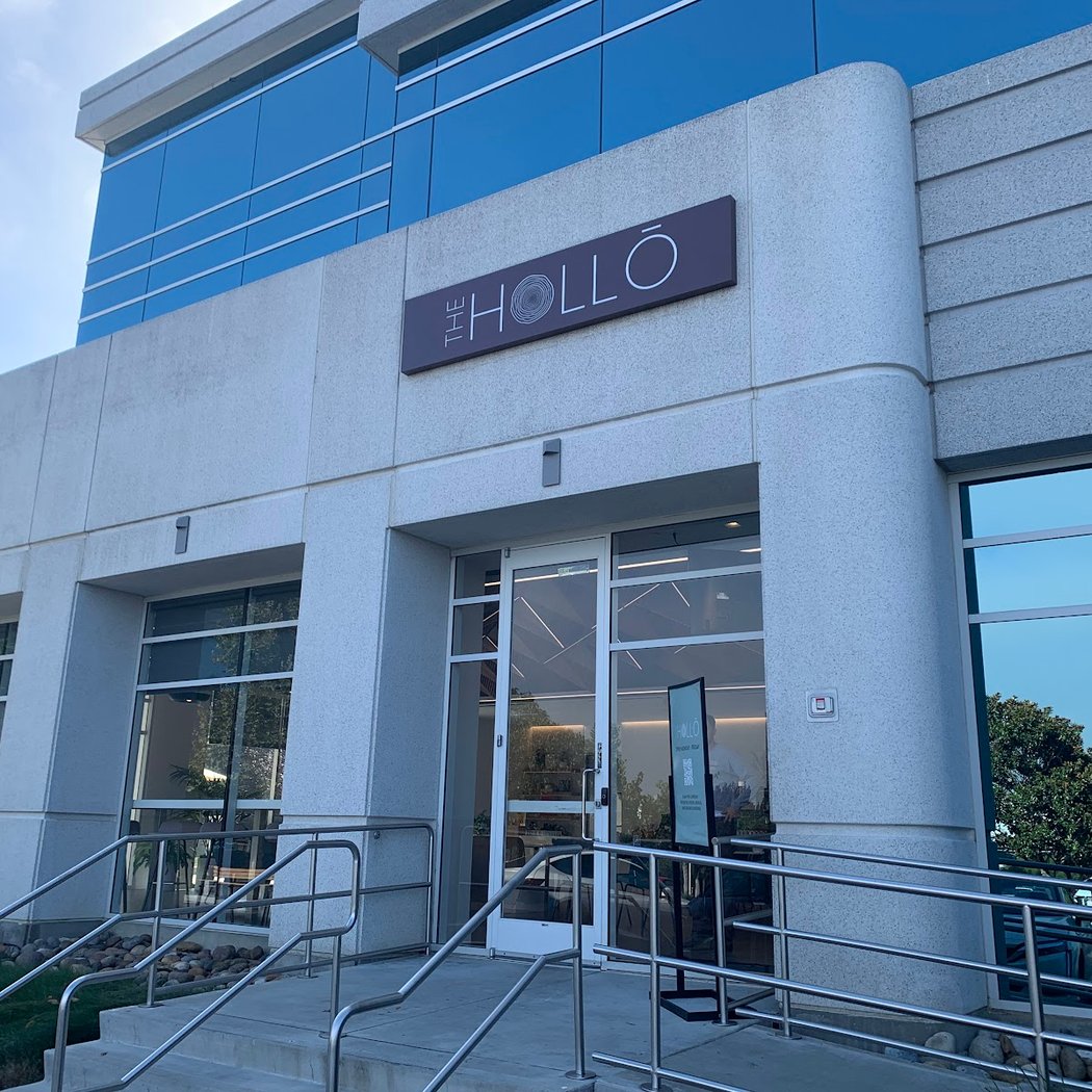 The Hollō Cafe 2