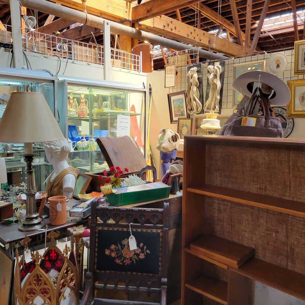 Historic Burlington Antiques Emporium 3