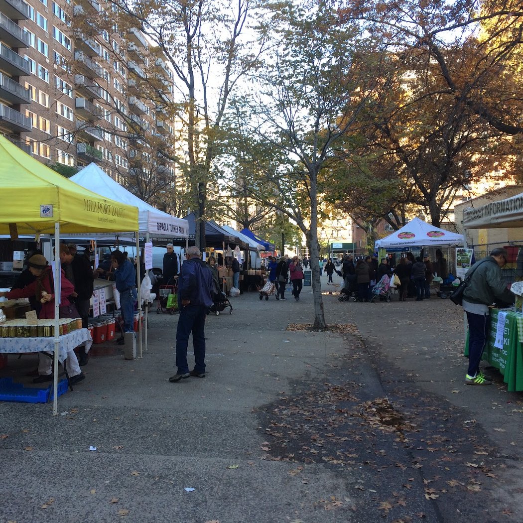 97th Street Greenmarket 2