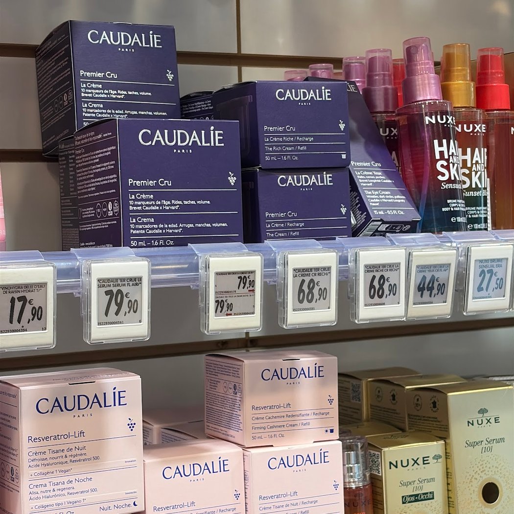 💊 PHARMACIE DU MARAIS l Rue Saint-Antoine Paris 4ème 1