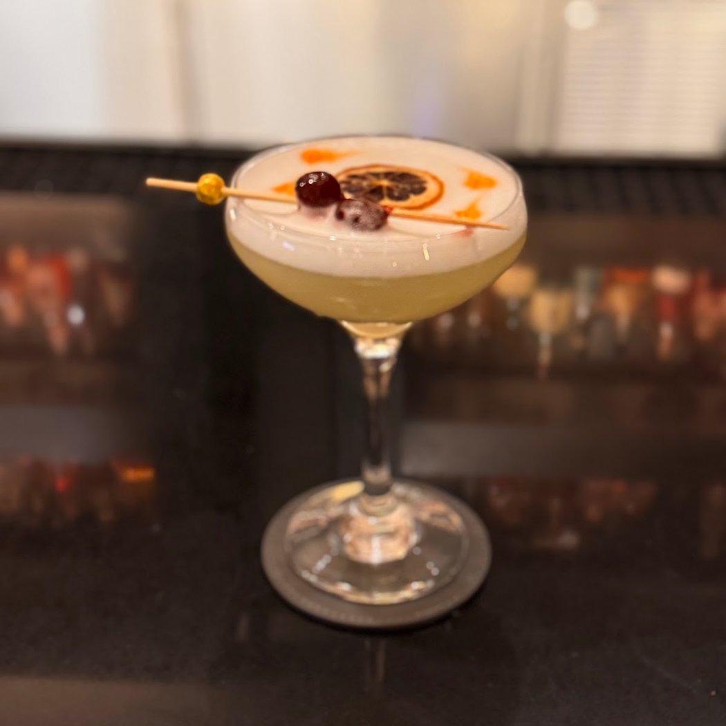 Quadrant Bar & Lounge 4