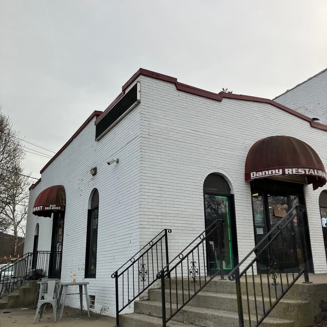 Danny’s Restaurant 3