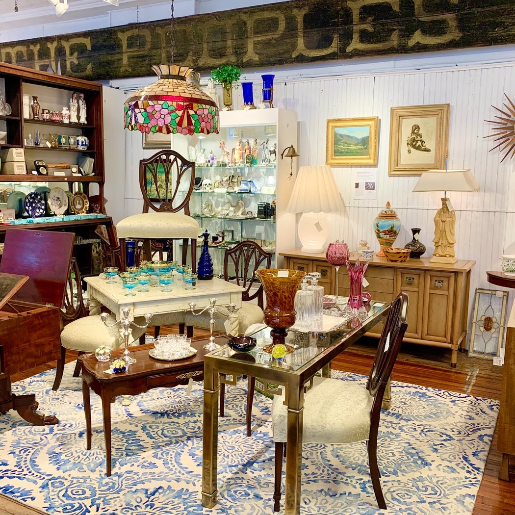 Antiques Center at the People's Store 1