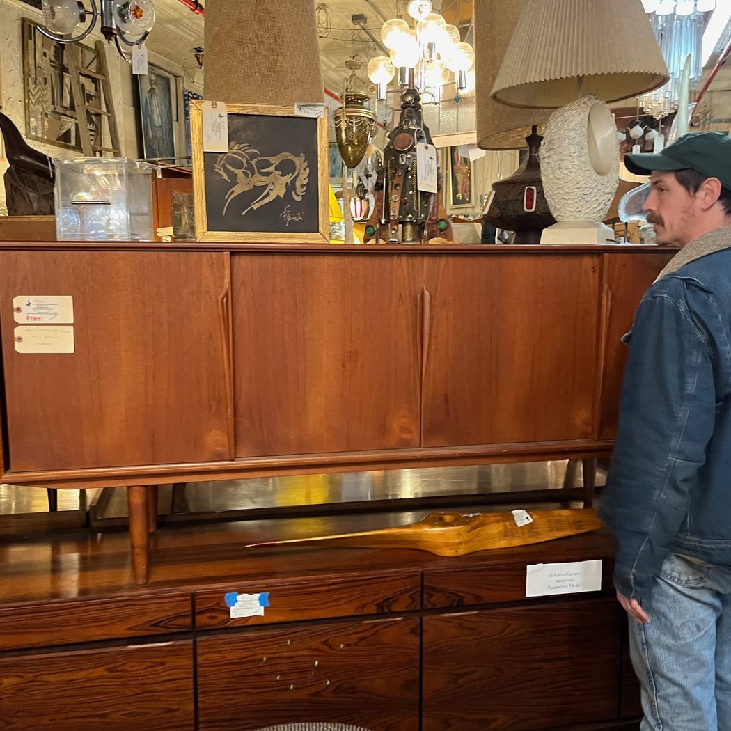 Horseman Antiques 1