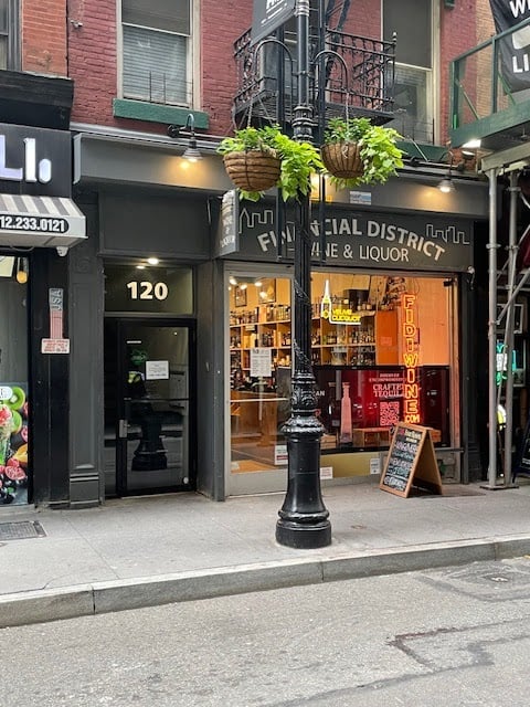 Financial District Wine & Liquor 3