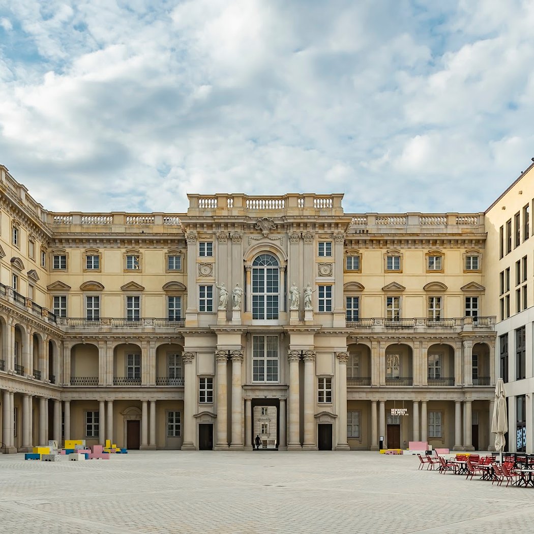 Schlüter Courtyard