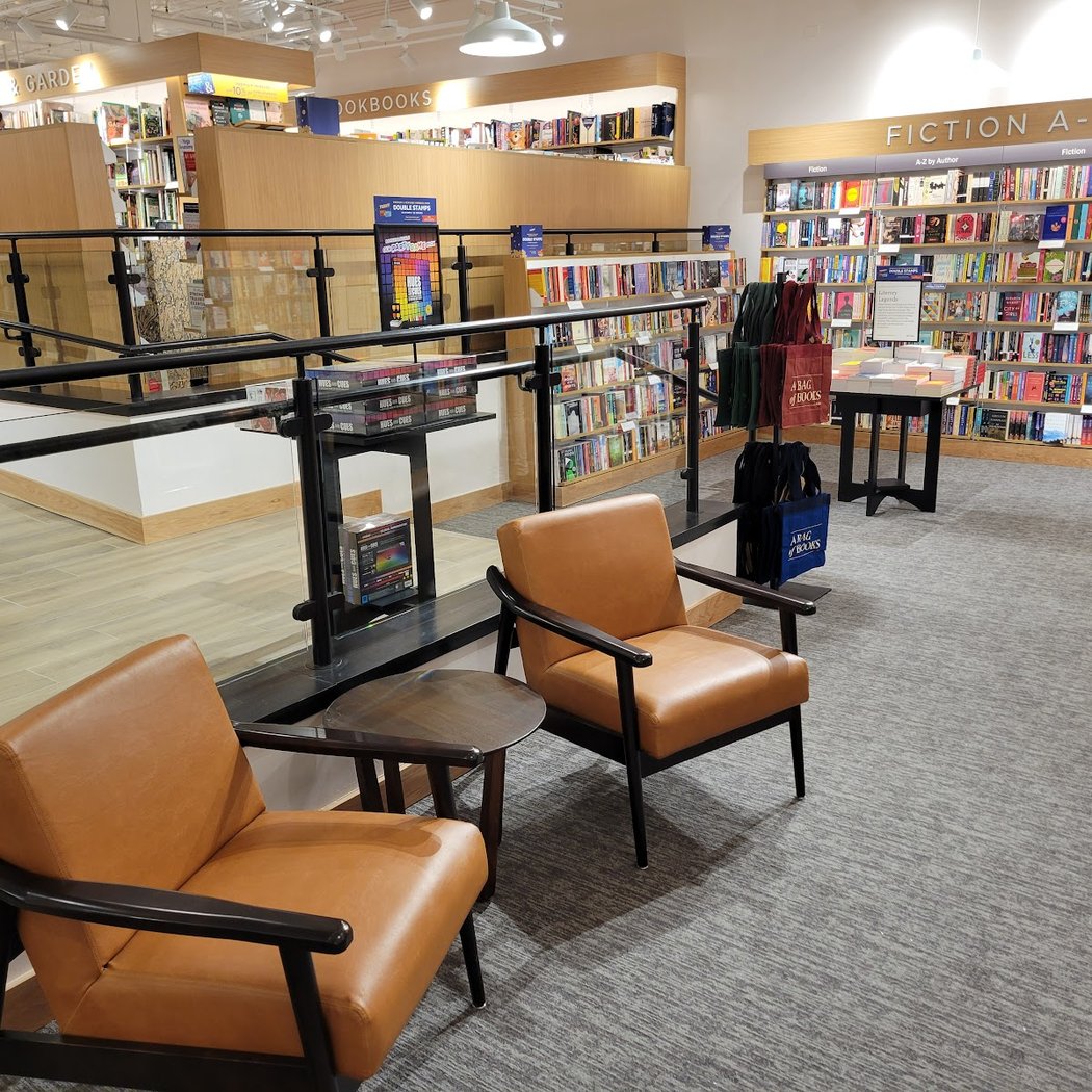 Barnes & Noble 1