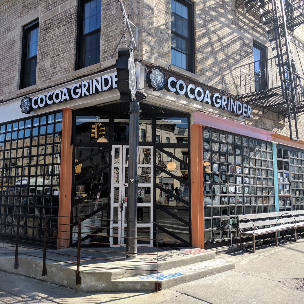 Cocoa Grinder 3