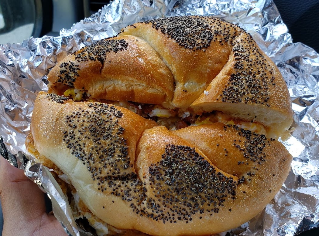 Riverside Deli & Pizza 3