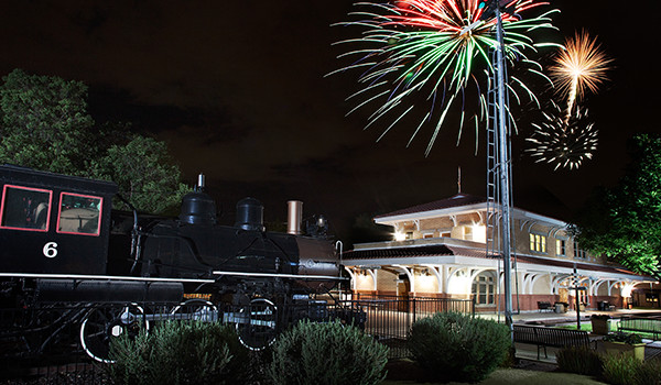 Red, White and Choo Choo 2