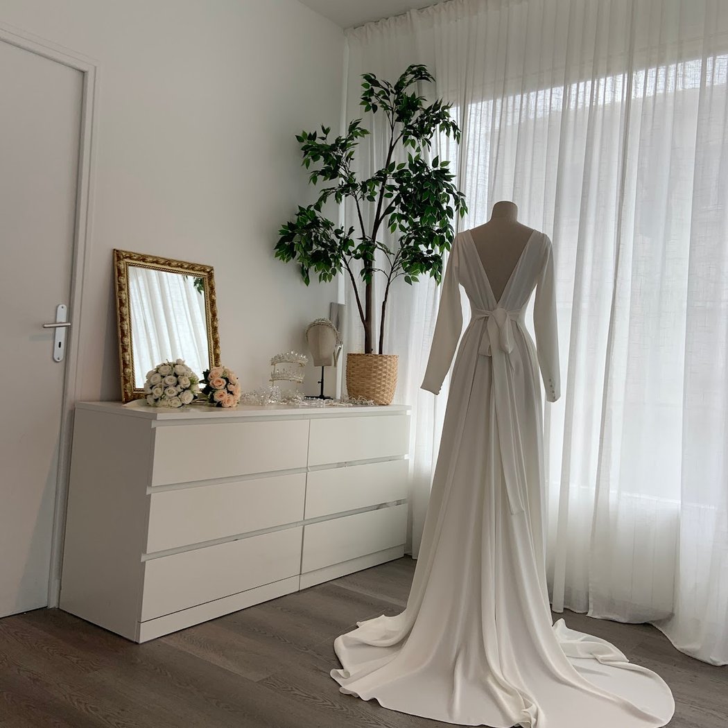 Owlana - Robes de mariée Paris 1
