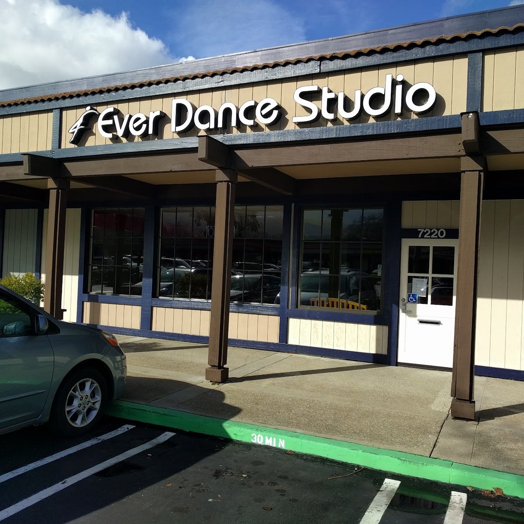 4Ever Dance Studio 2