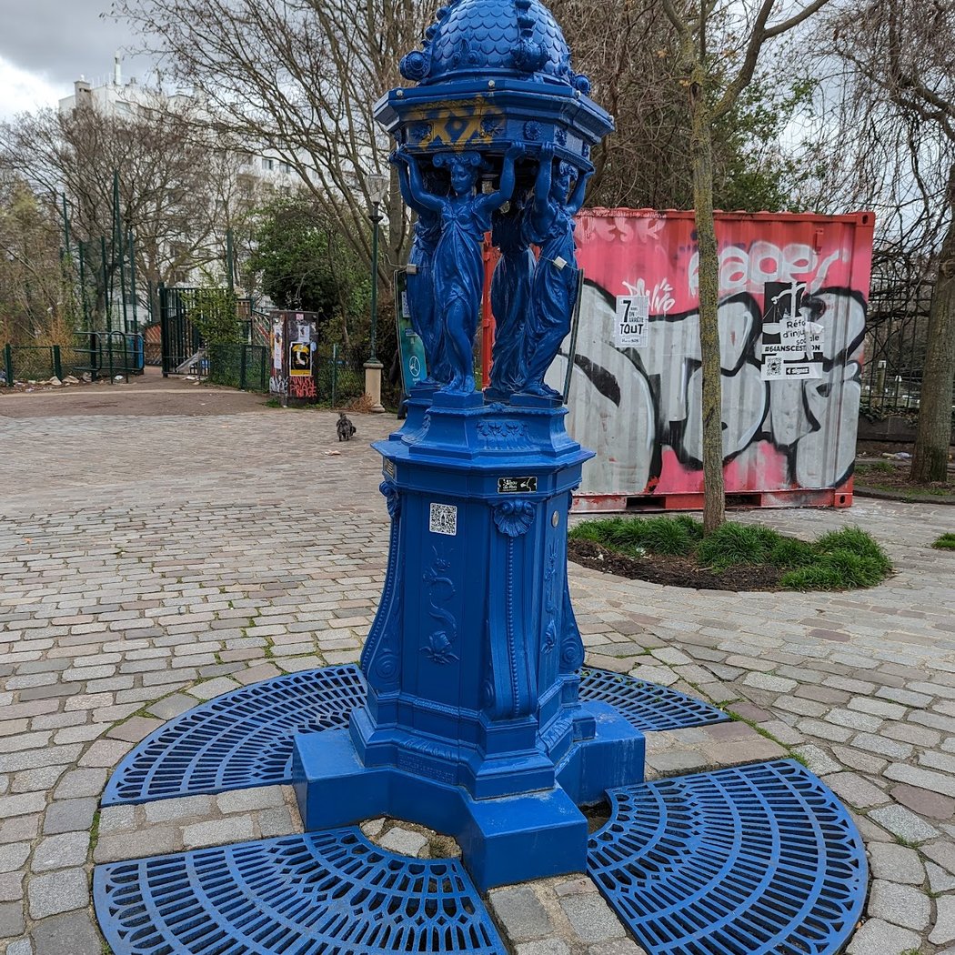 Enjoy the Views from Parc de Belleville 2