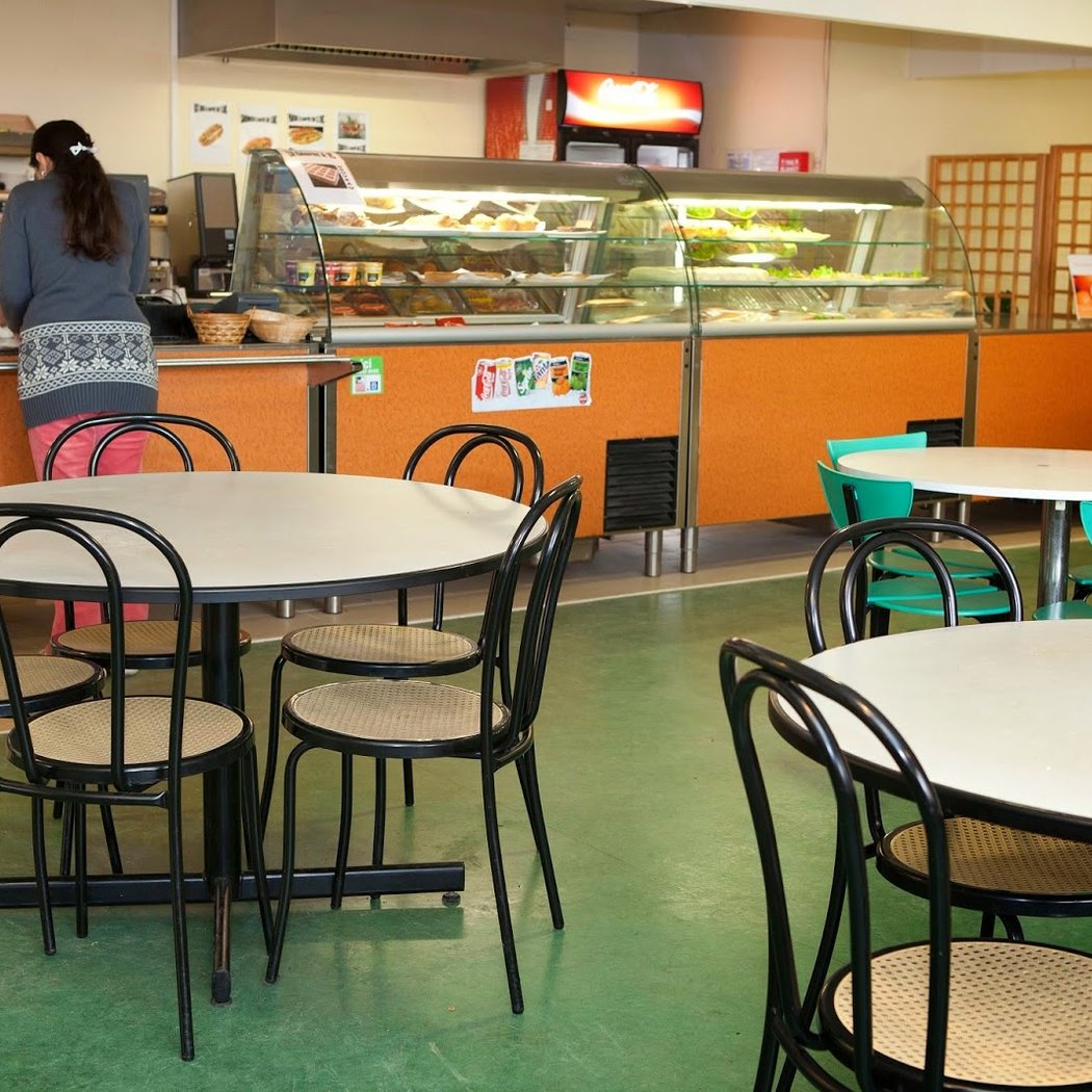 Restaurant Universitaire / Cafétéria du CHU-CROUS de créteil 2