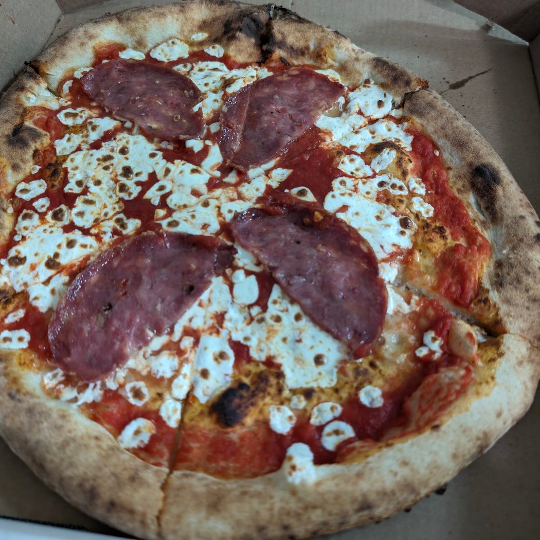 Pizza vita (food truck) 3